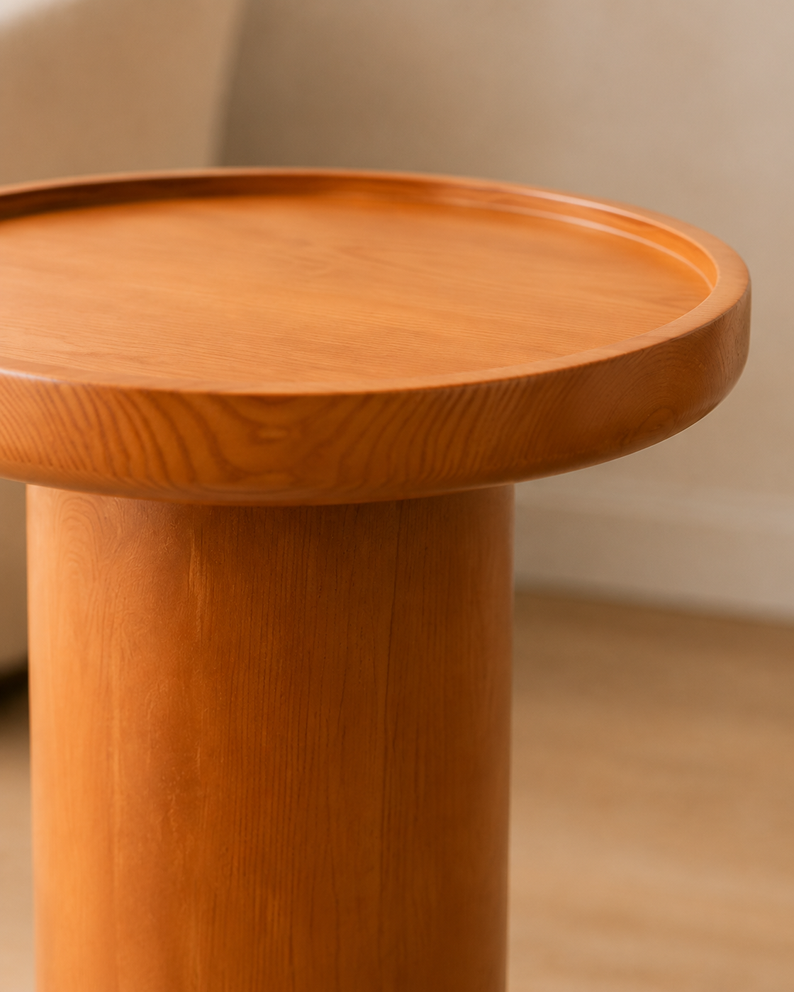 Roba round wooden side table – tray rim and pedestal detail