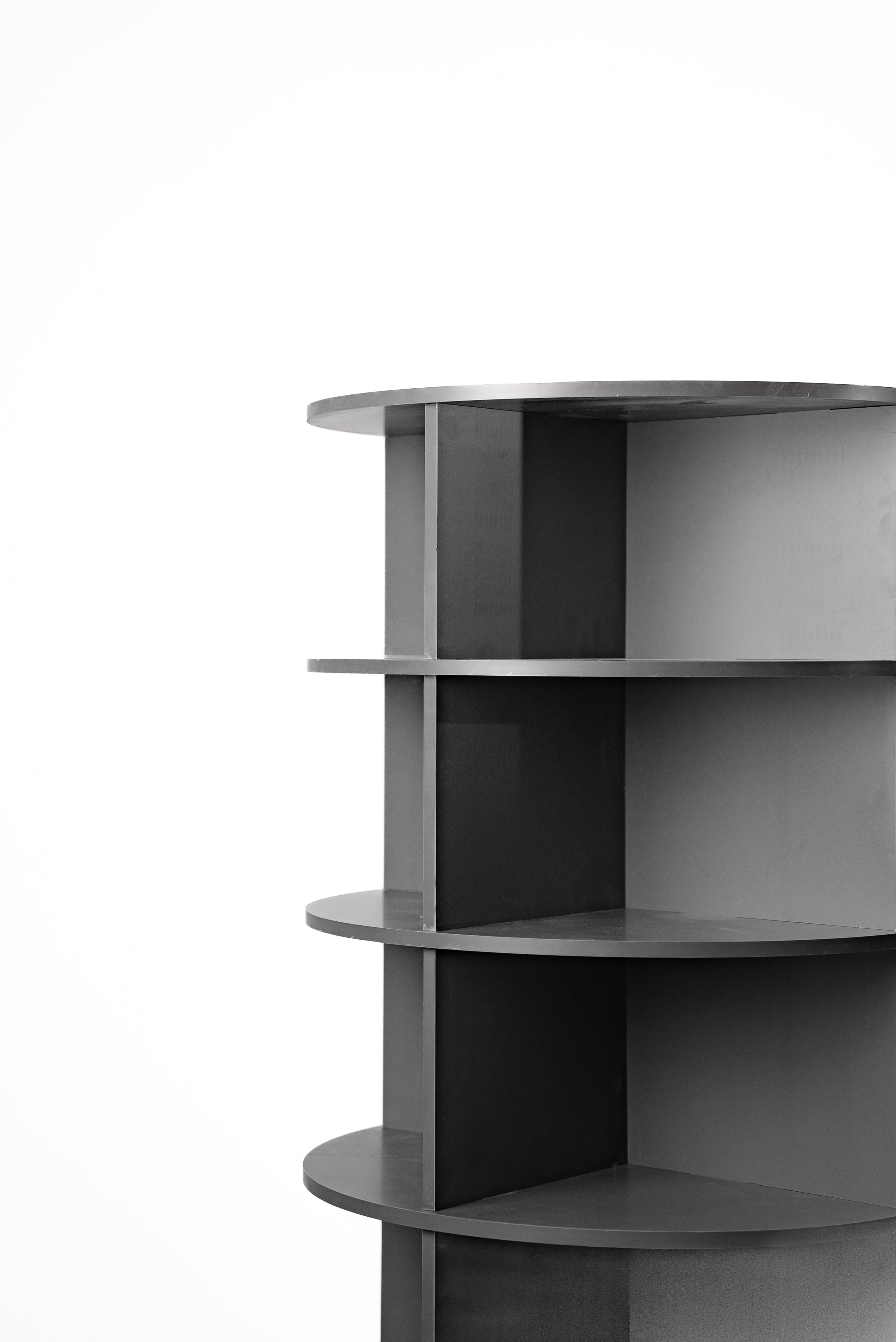 HYDRA – Rotating Shoe Organizer