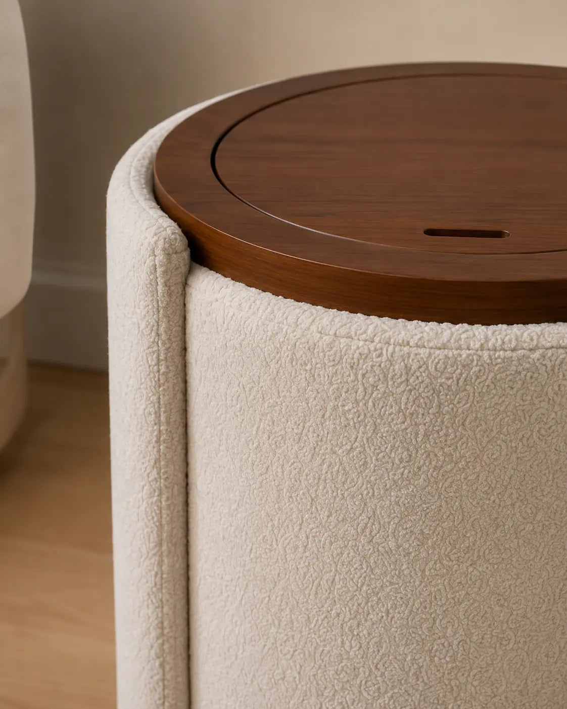 FARIDA — طاولة قابلة للطي | Foldable Vanity Table & Chair - material and detail close-up