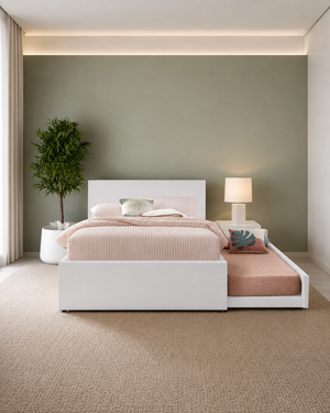 Tiva – Pull-Out Kids Bed | Off-White – صورة استخدام عملية