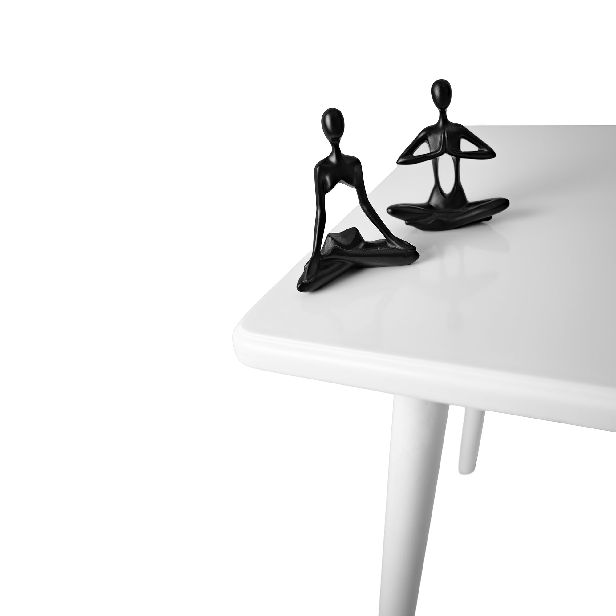 Minimalist Wooden Desk – Solid Beech with Functional Drawer