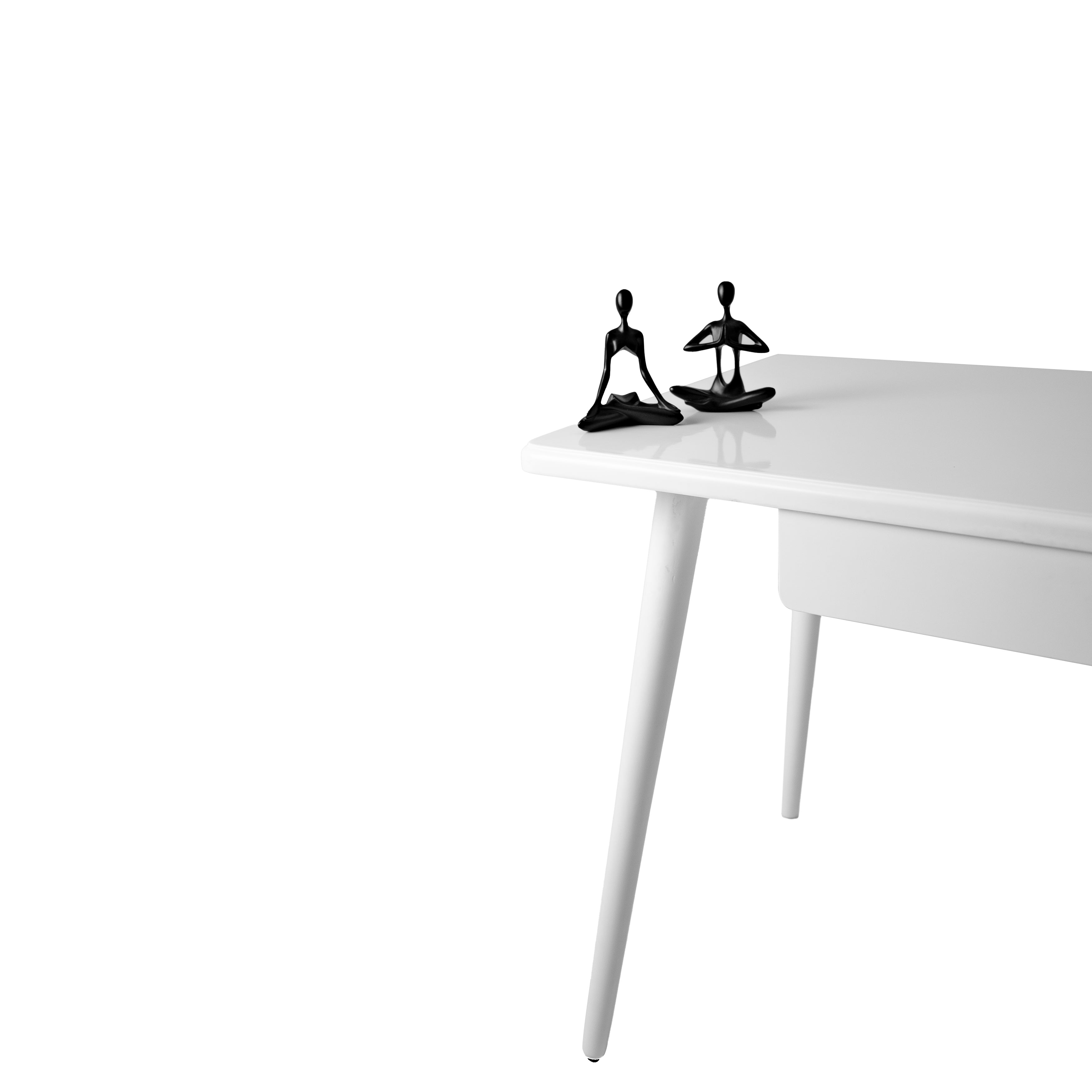 Minimalist Wooden Desk – Solid Beech with Functional Drawer