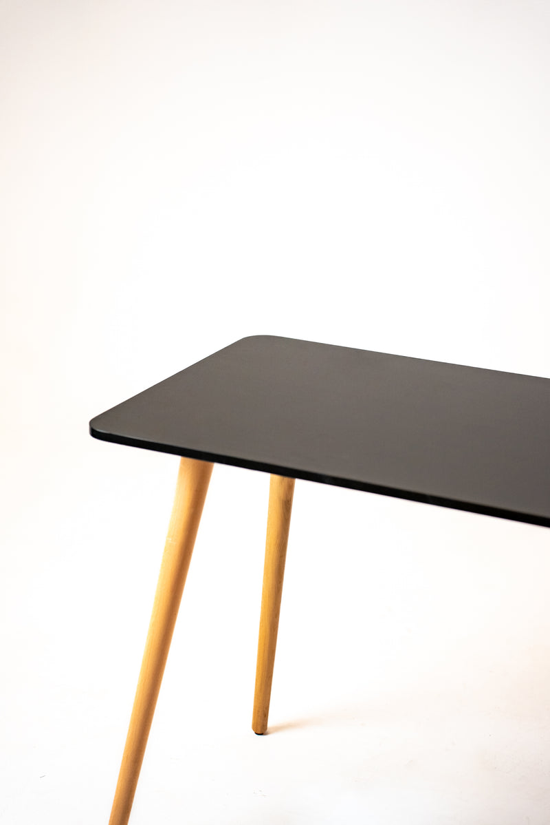 Inspire - Minimalistic Multi-purpose table